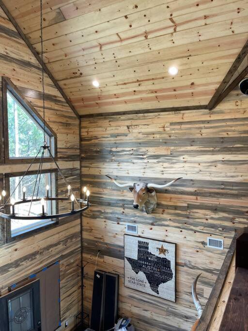 The Big Tex Luxury Cabin Is Epic ブロークン・ボウ エクステリア 写真