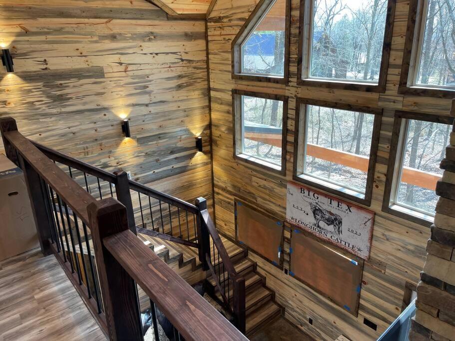 The Big Tex Luxury Cabin Is Epic ブロークン・ボウ エクステリア 写真